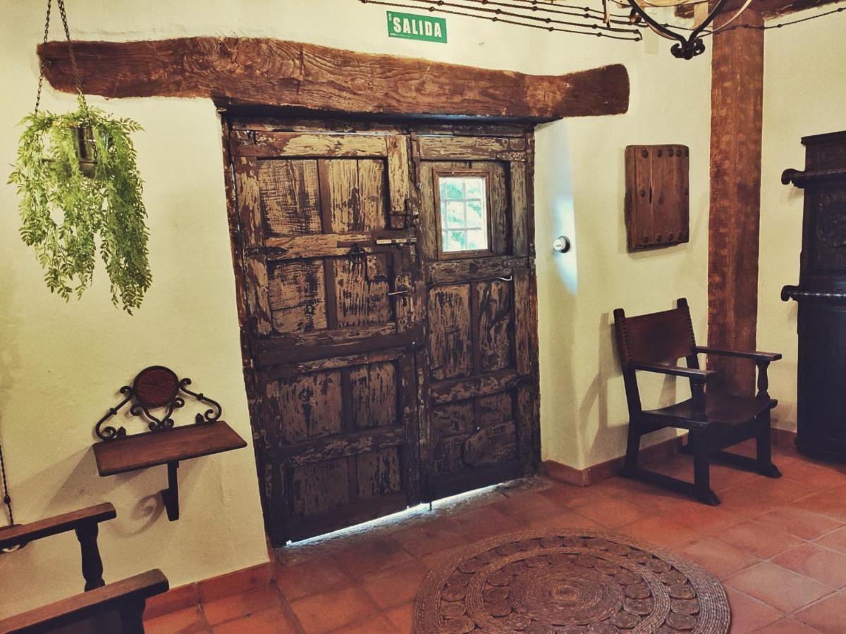 Апартаменты La Casa De La Abuela Amalia Аренас-де-Сан-Педро Экстерьер фото