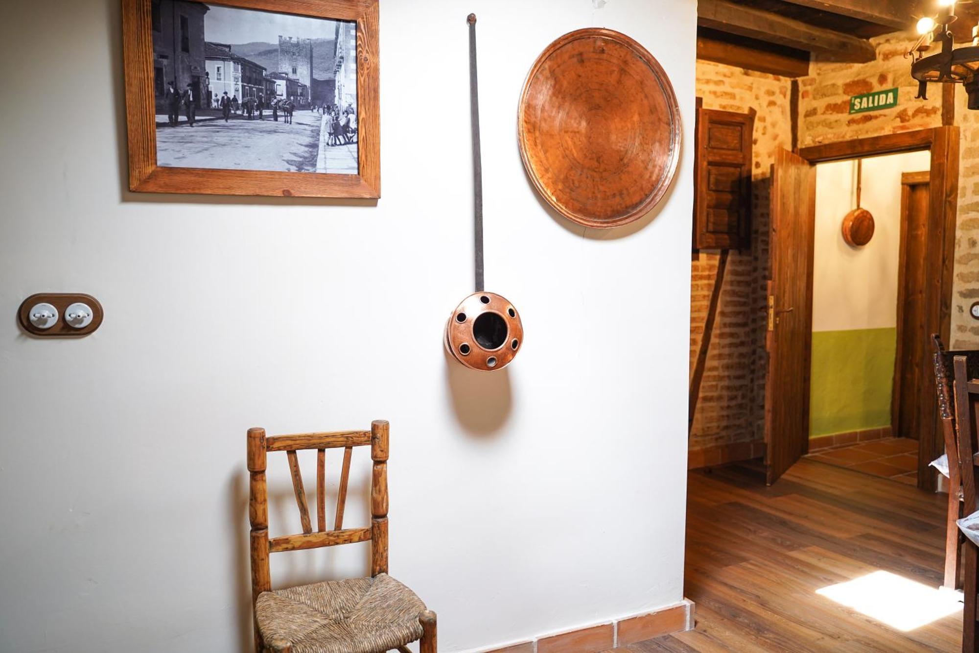 Апартаменты La Casa De La Abuela Amalia Аренас-де-Сан-Педро Экстерьер фото